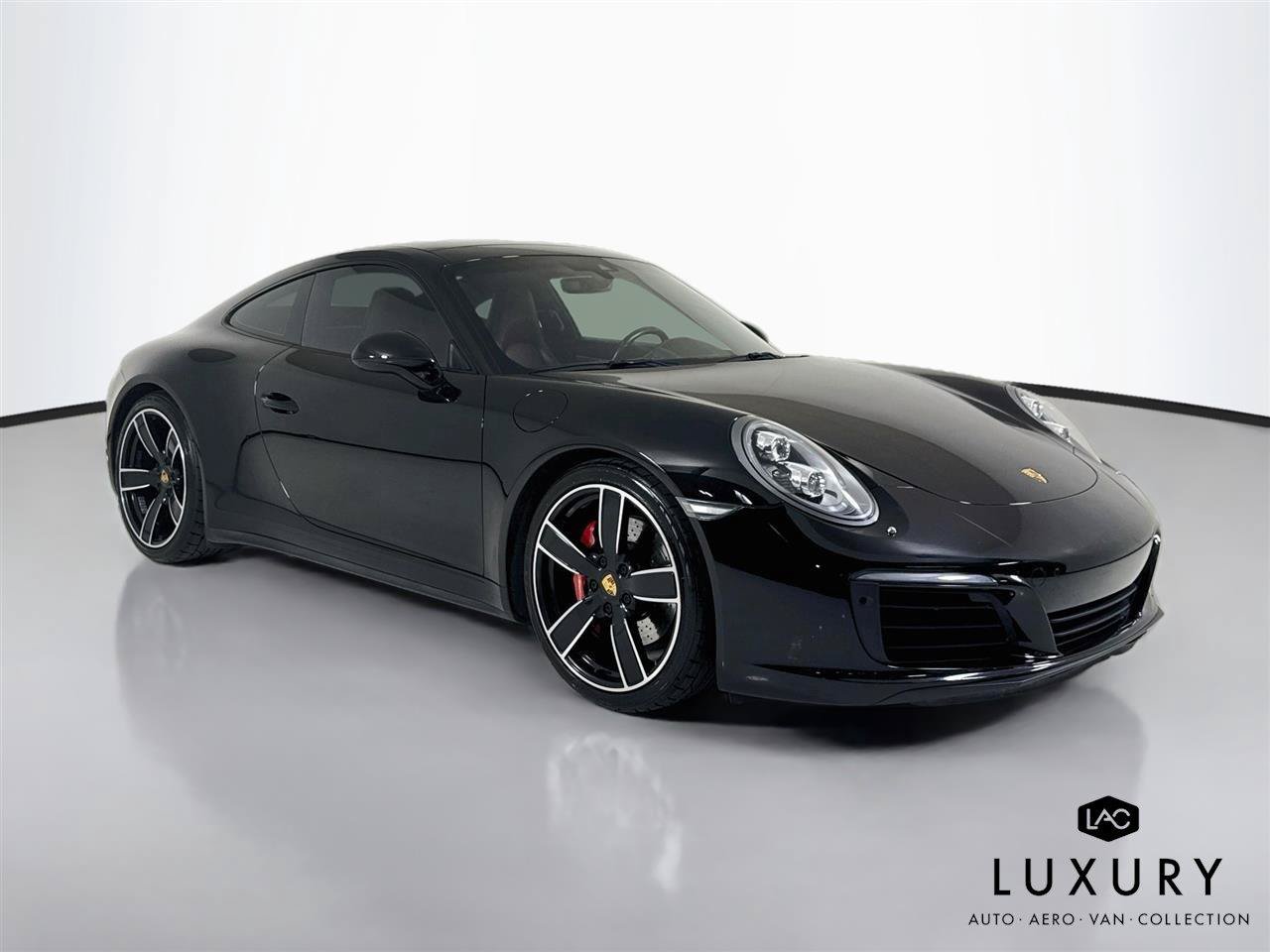 Used 2017 Porsche 911 Carrera 4S AWD/4WD image 2