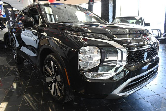 New 2026 Mitsubishi Outlander SEL AWD/4WD image 3