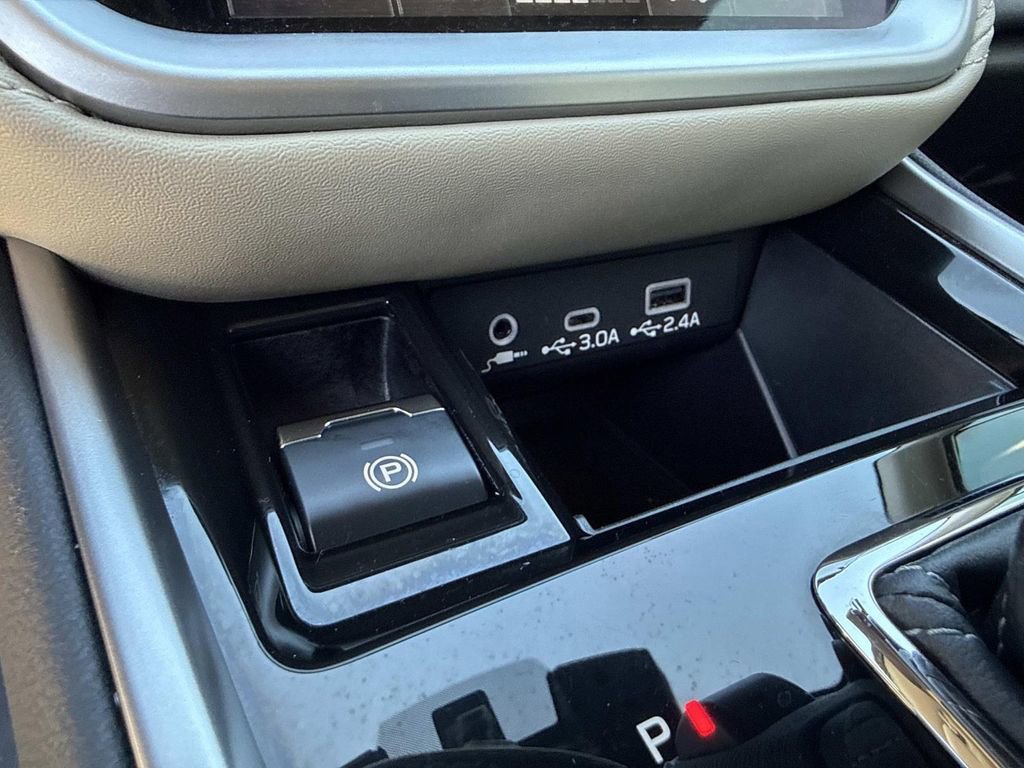 Used 2023 Subaru Outback Limited image 34