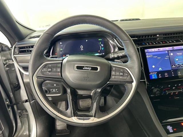 Used 2022 Jeep Grand Cherokee Trailhawk image 14