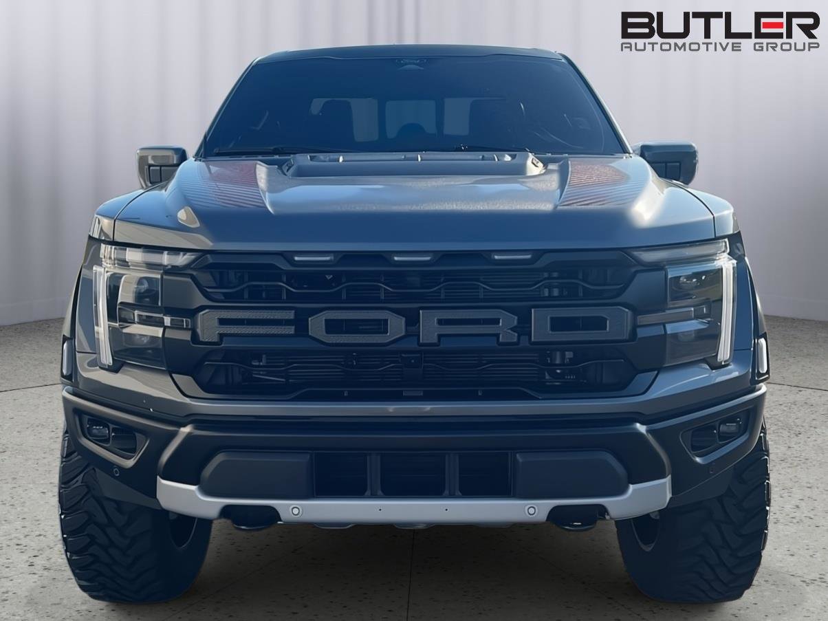 Used 2025 Ford F150 Raptor AWD/4WD image 9