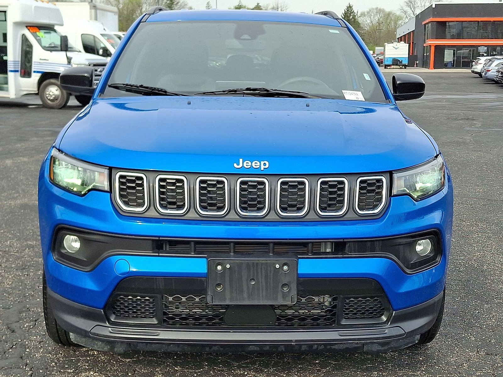 Used 2024 Jeep Compass Latitude AWD/4WD image 28