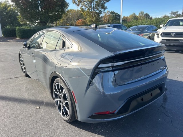 New 2026 Toyota Prius Plug-In Hybrid image 7