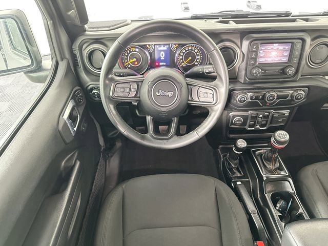Used 2021 Jeep Gladiator Willys image 10