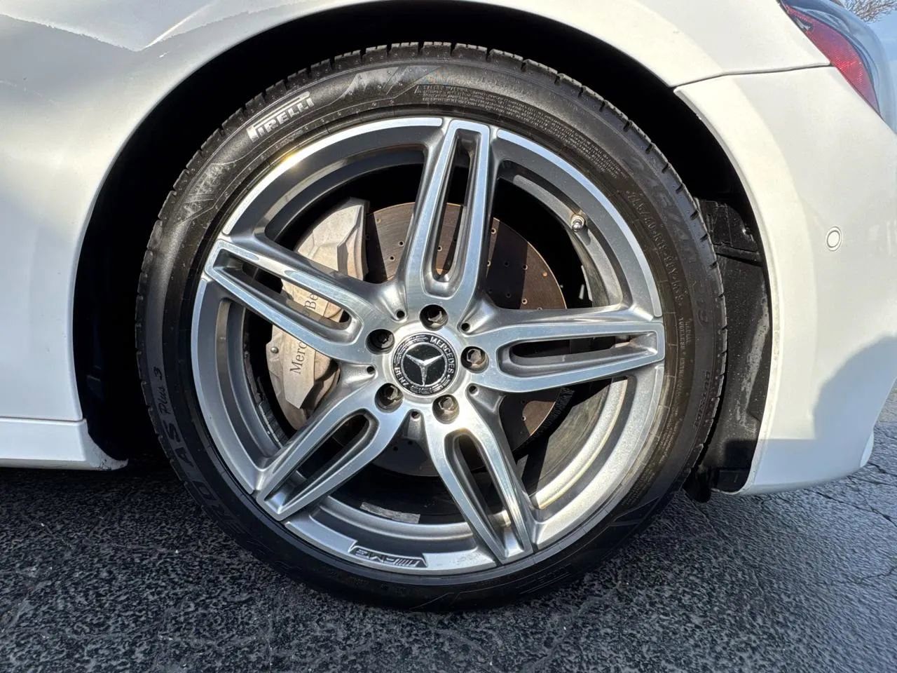 Used 2018 Mercedes-Benz E 300 image 13
