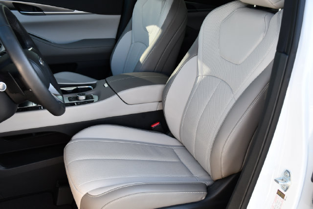 Certified 2026 INFINITI QX60 Pure w/ Cargo Package FWD image 17