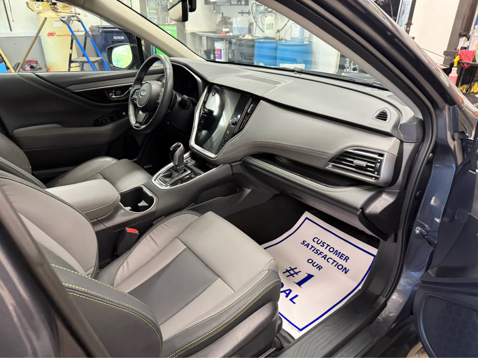 Used 2024 Subaru Outback Onyx Edition XT AWD/4WD image 27