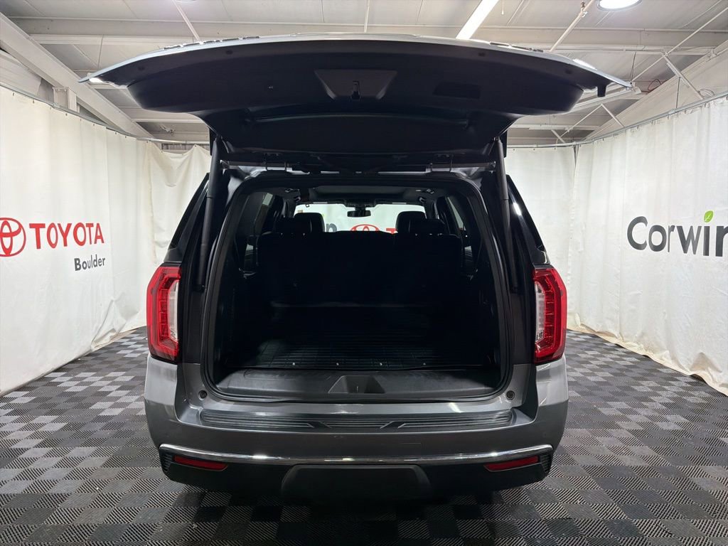 Used 2021 GMC Yukon SLT w/ SLT Premium Package AWD/4WD image 15