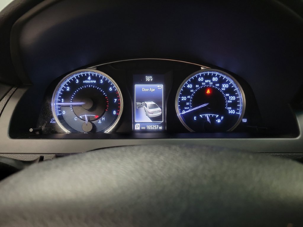 Used 2015 Toyota Camry XLE w/ Moonroof Package FWD image 27