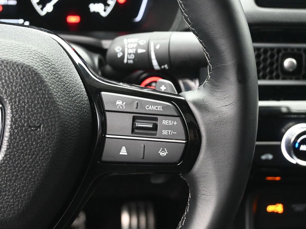 Used 2025 Honda Civic Sport image 10