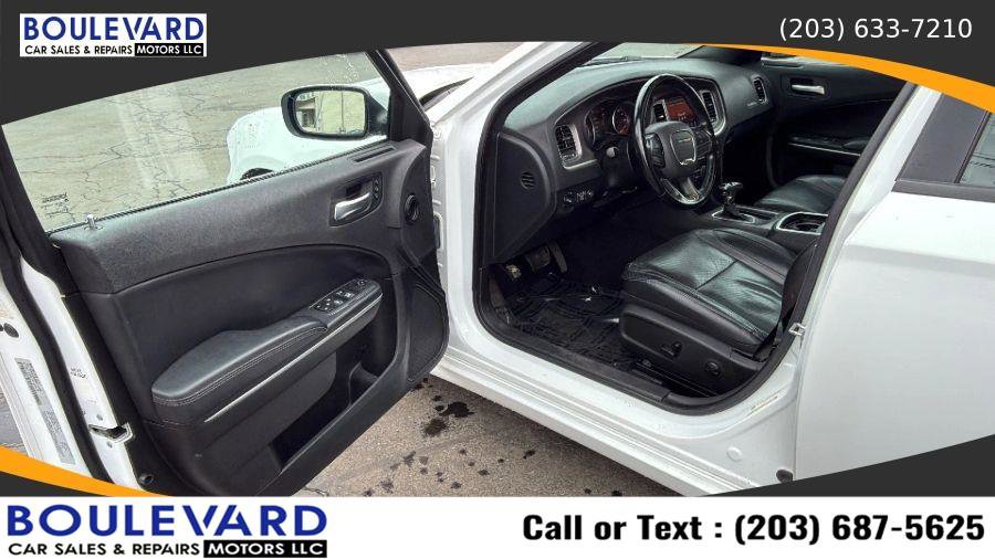 Used 2022 Dodge Charger SXT w/ Leather Interior Group RWD image 24