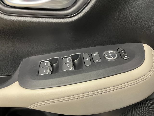 New 2027 Honda HR-V EX-L image 13