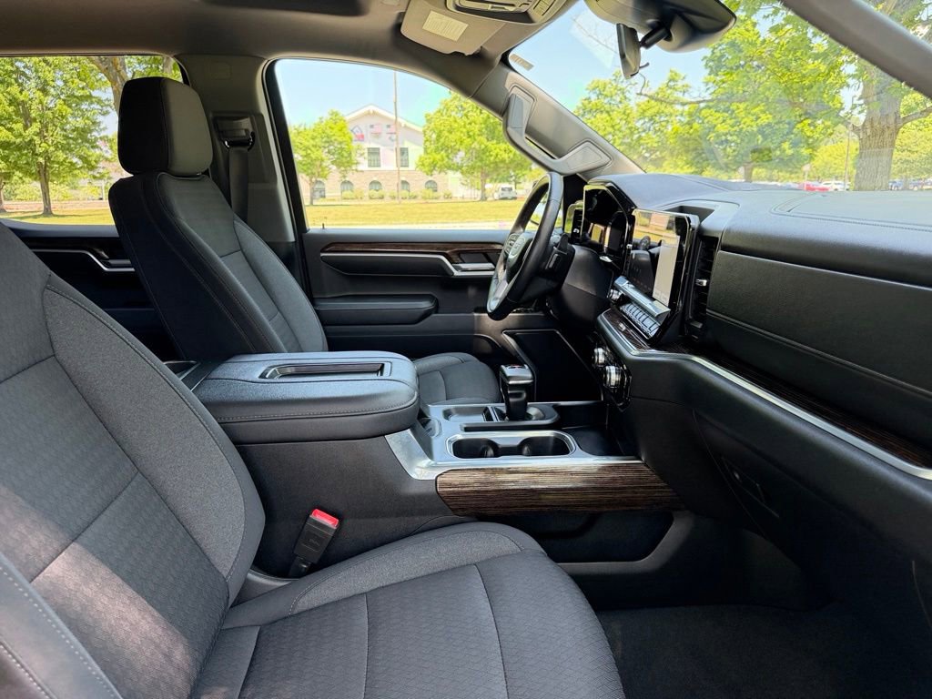 Used 2022 GMC Sierra 1500 Elevation AWD/4WD image 33