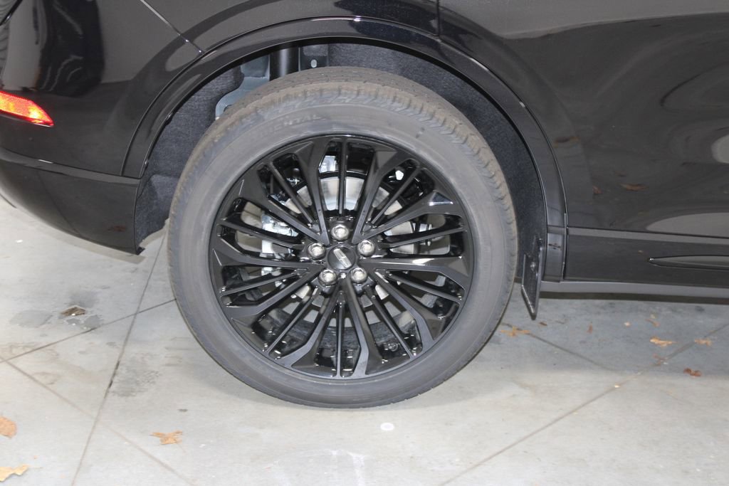 New 2026 Lincoln Corsair Premiere image 13