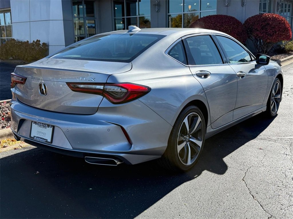 Certified 2025 Acura TLX w/ Technology Package image 3