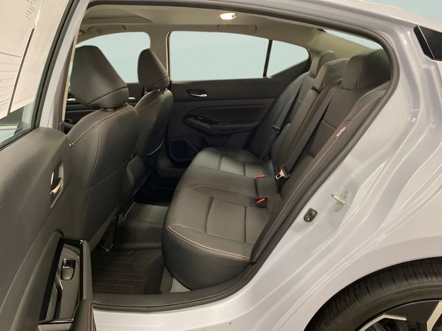 Used 2024 Nissan Altima 2.5 SR w/ SR Premium Package AWD/4WD image 22