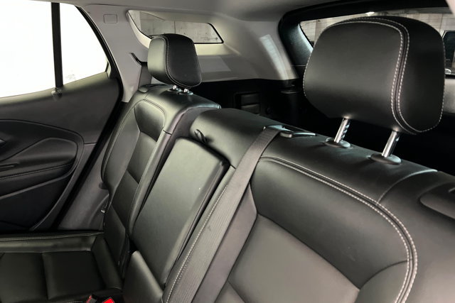 Used 2024 GMC Terrain SLT AWD/4WD image 20