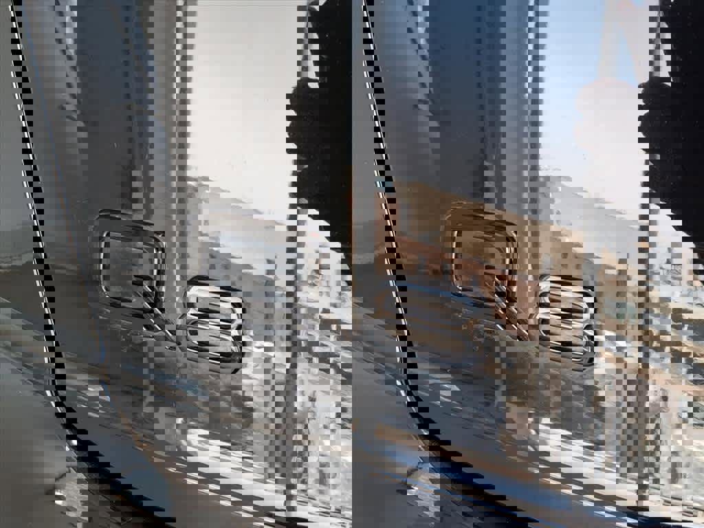 Used 2023 Audi Q8 Premium Plus w/ Premium Plus Package image 18