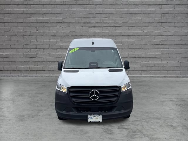 Used 2025 Mercedes-Benz Sprinter 2500 image 2