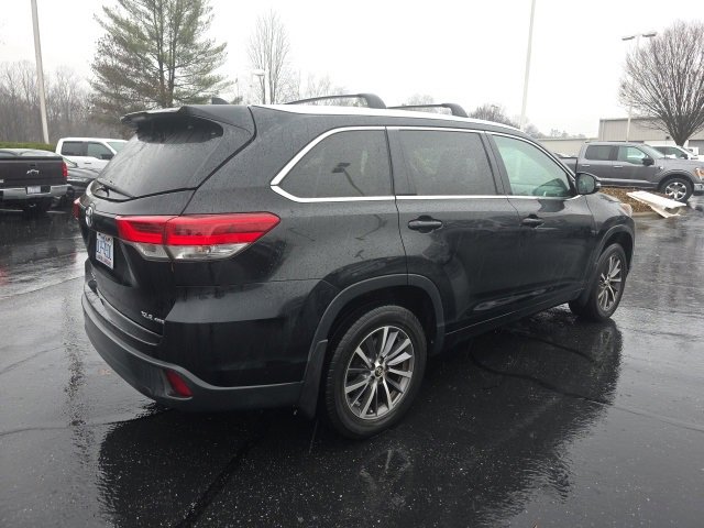 Used 2018 Toyota Highlander XLE image 6