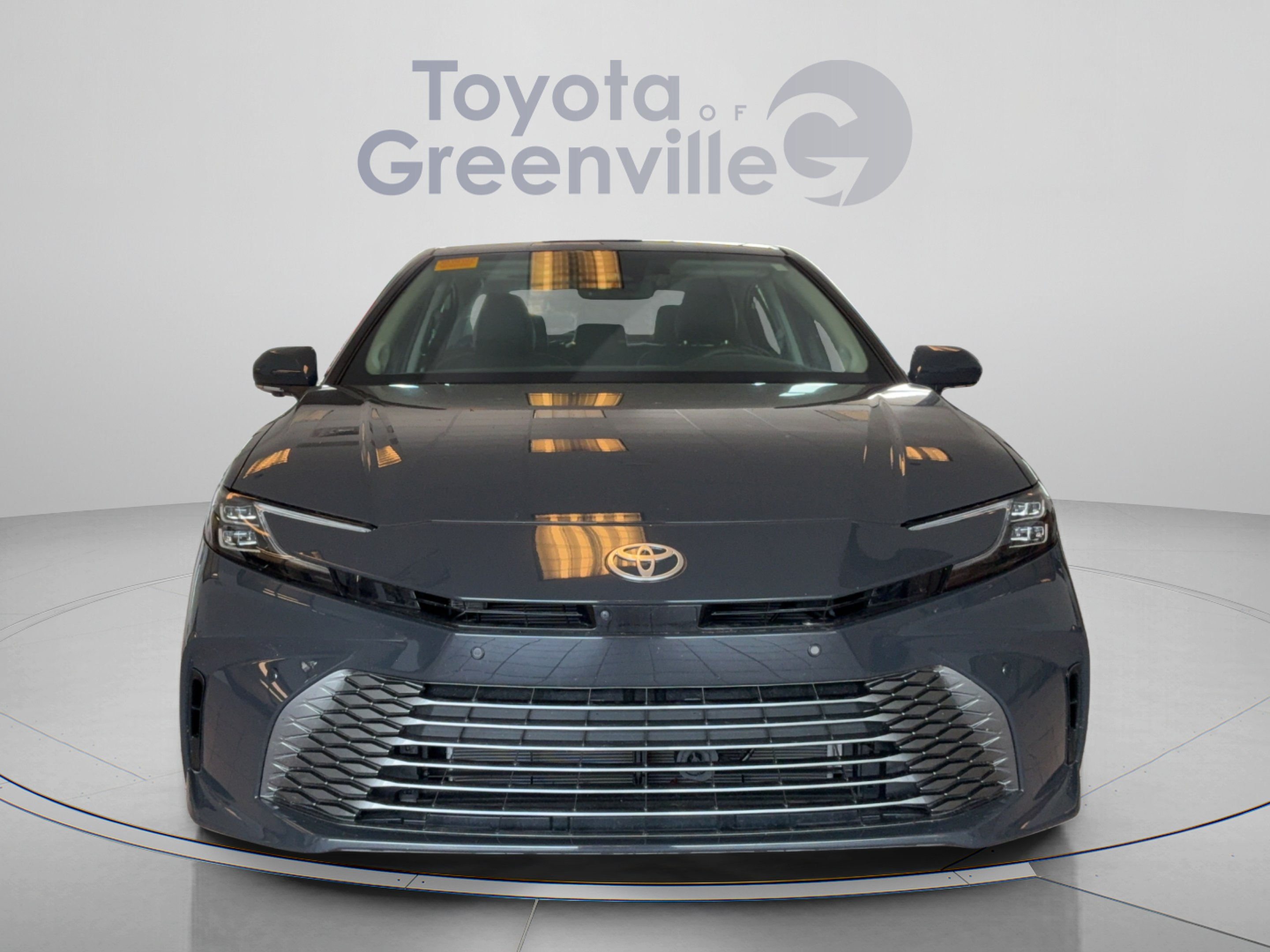 Used 2025 Toyota Camry XLE w/ Premium Plus Package FWD image 9