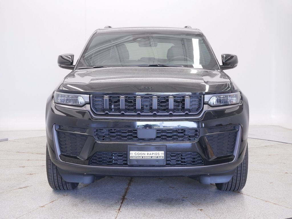 New 2026 Jeep Grand Cherokee Altitude AWD/4WD image 9