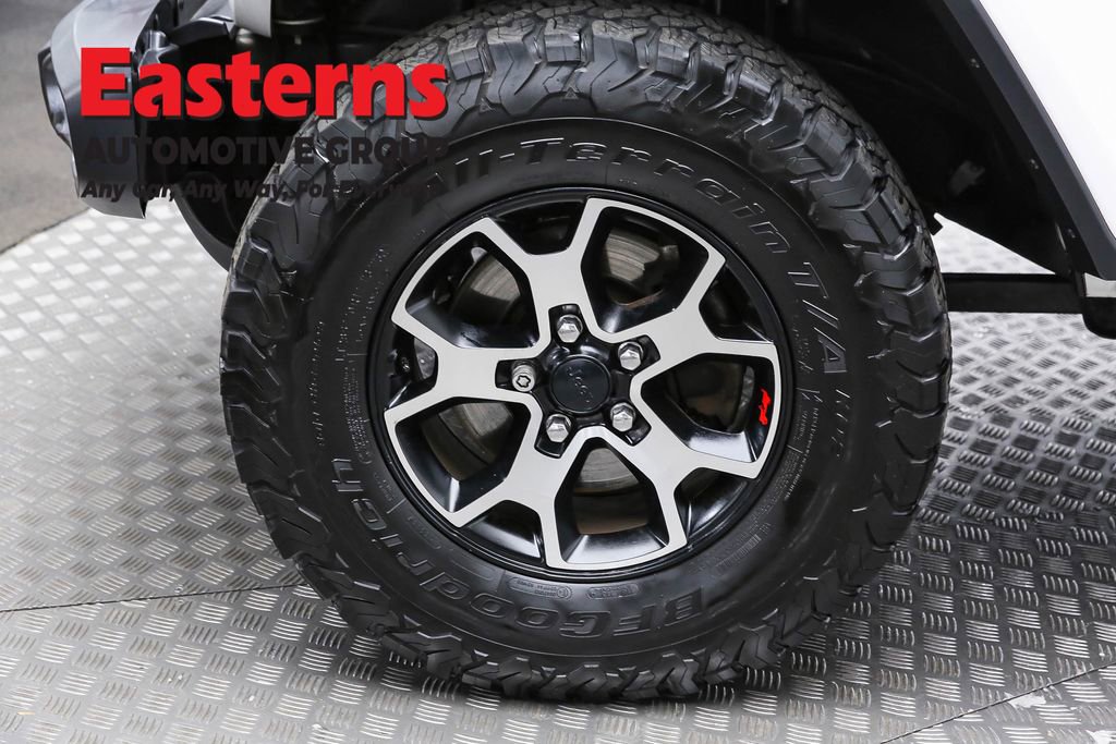 Used 2020 Jeep Wrangler Unlimited Rubicon w/ LED Lighting Group AWD/4WD image 35