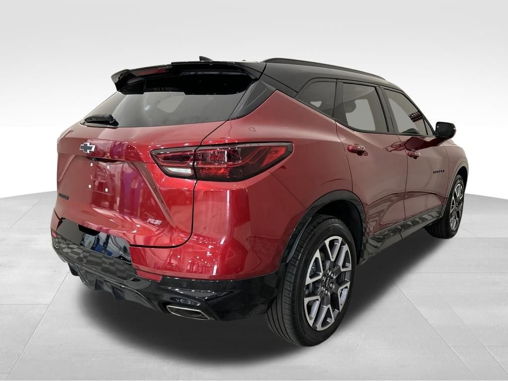 Used 2024 Chevrolet Blazer RS w/ Enhanced Convenience Package image 5