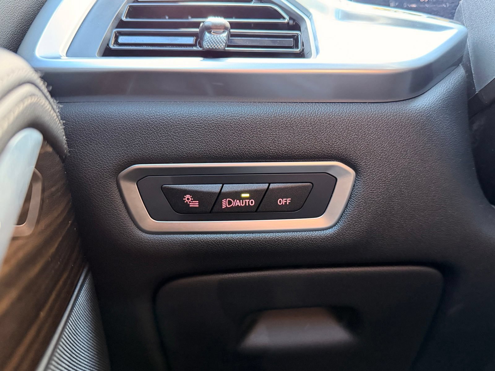 Certified 2024 BMW X7 xDrive40i AWD/4WD image 25