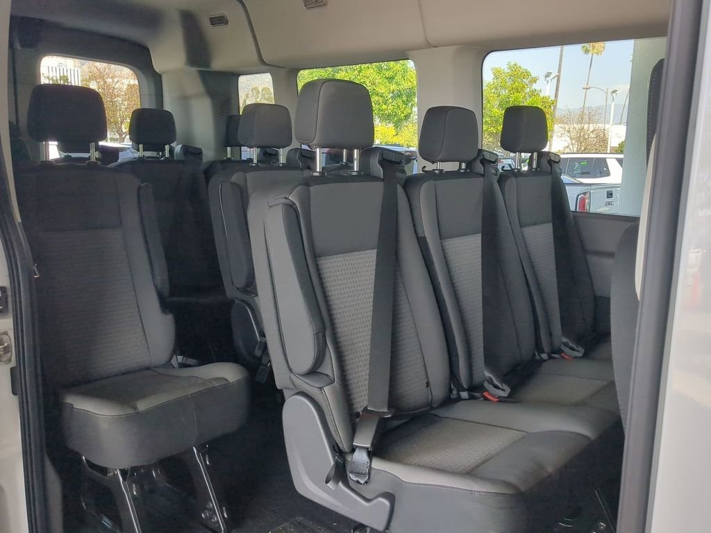 Used 2024 Ford Transit 350 XLT image 28