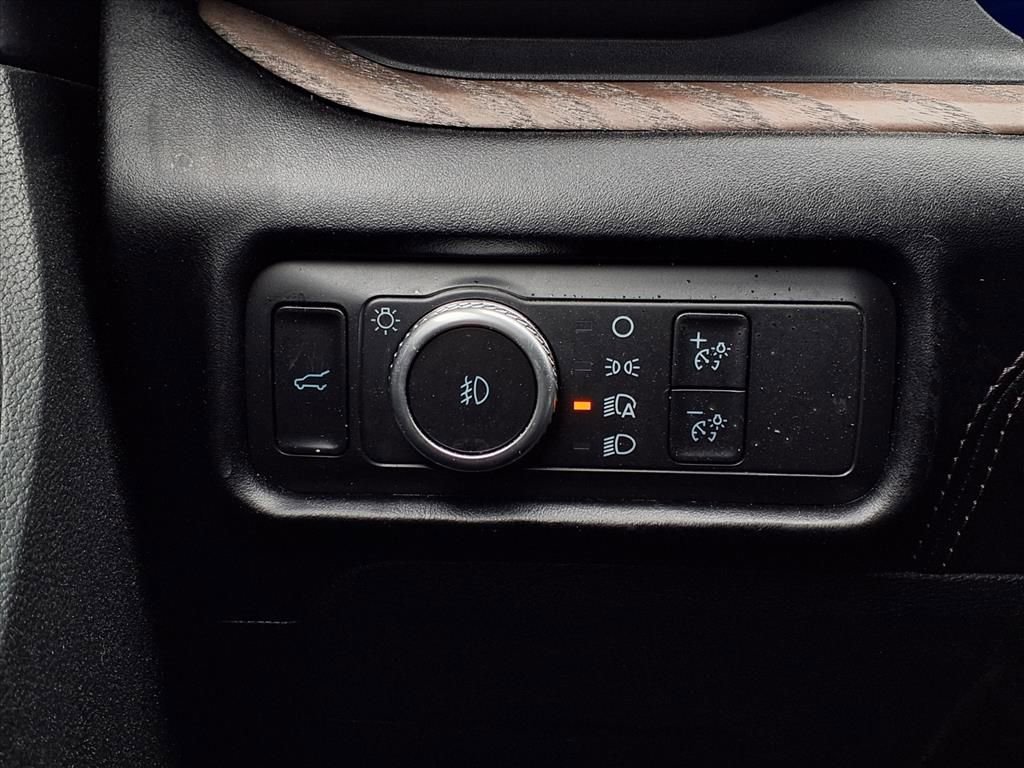 Used 2022 Ford Explorer Platinum w/ Equipment Group 601A image 26