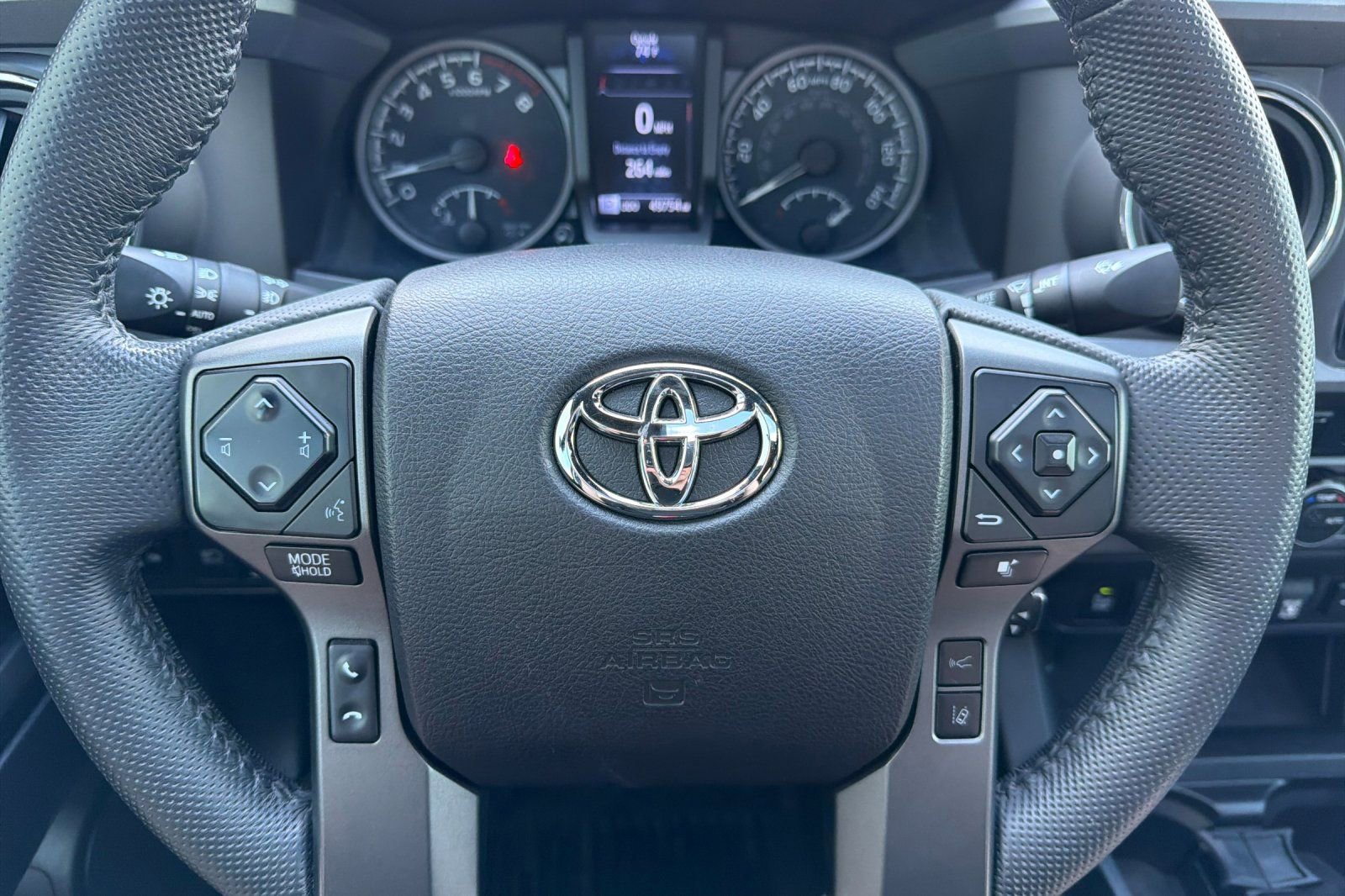 Used 2021 Toyota Tacoma TRD Sport w/ TRD Premium Sport Package AWD/4WD image 23