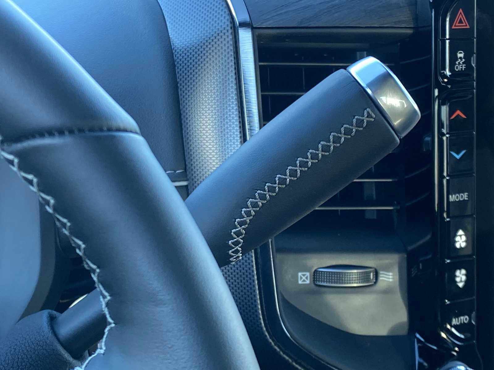 New 2025 RAM 2500 Limited image 18