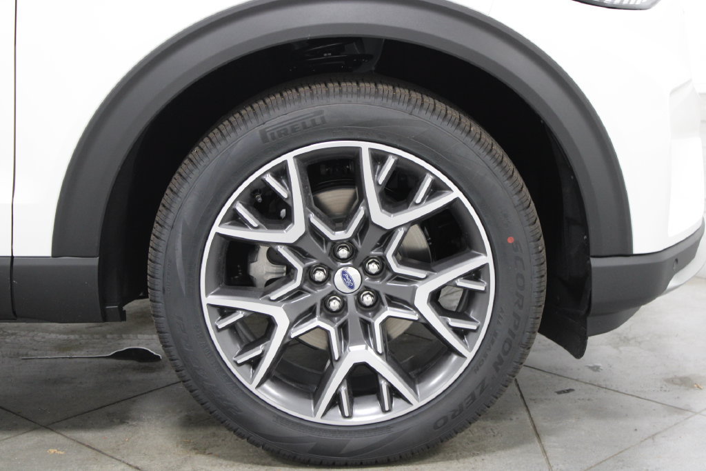 New 2027 Ford Explorer Platinum AWD/4WD image 11