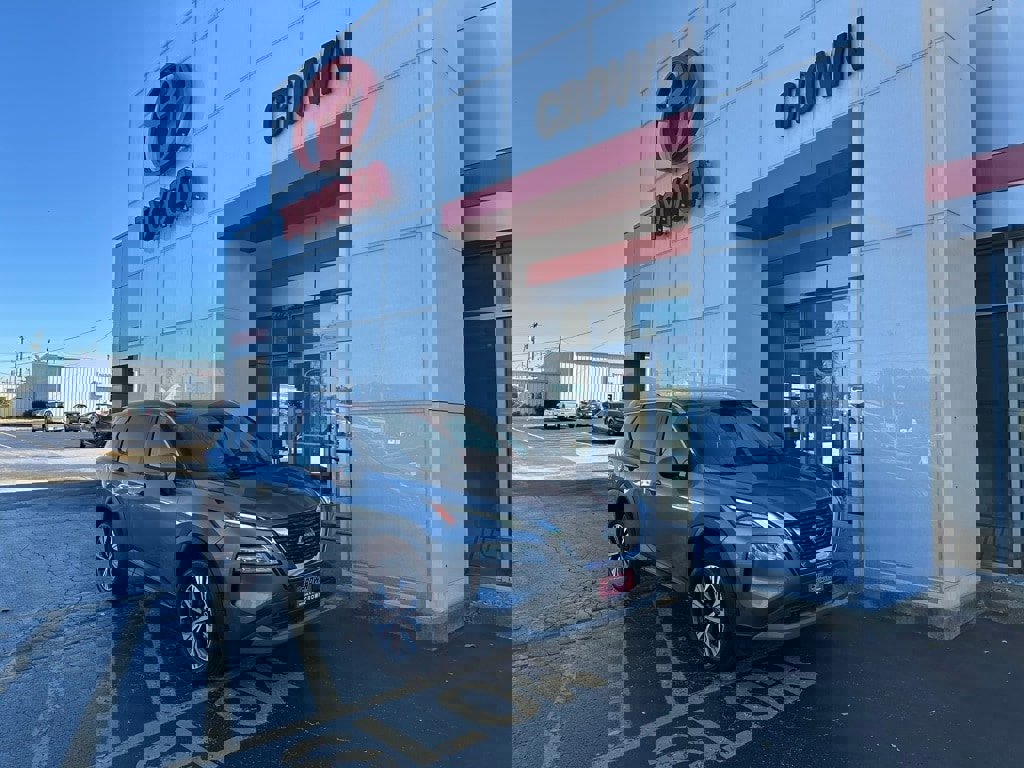 Used 2023 Nissan Rogue SV w/ SV Premium B Package