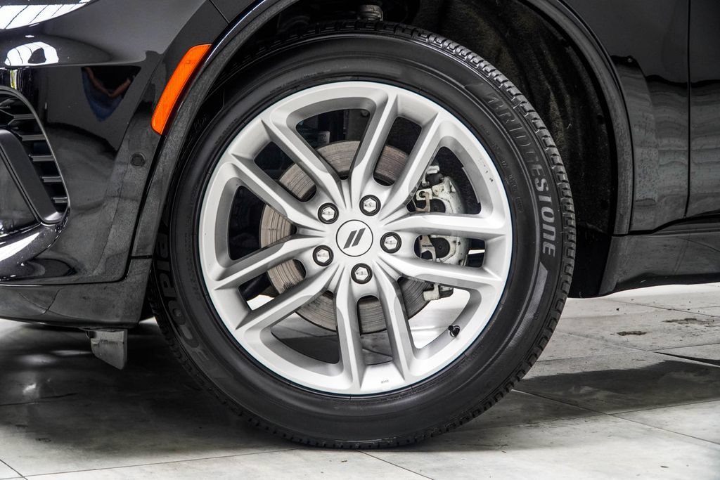 Used 2025 Dodge Durango GT AWD/4WD image 4