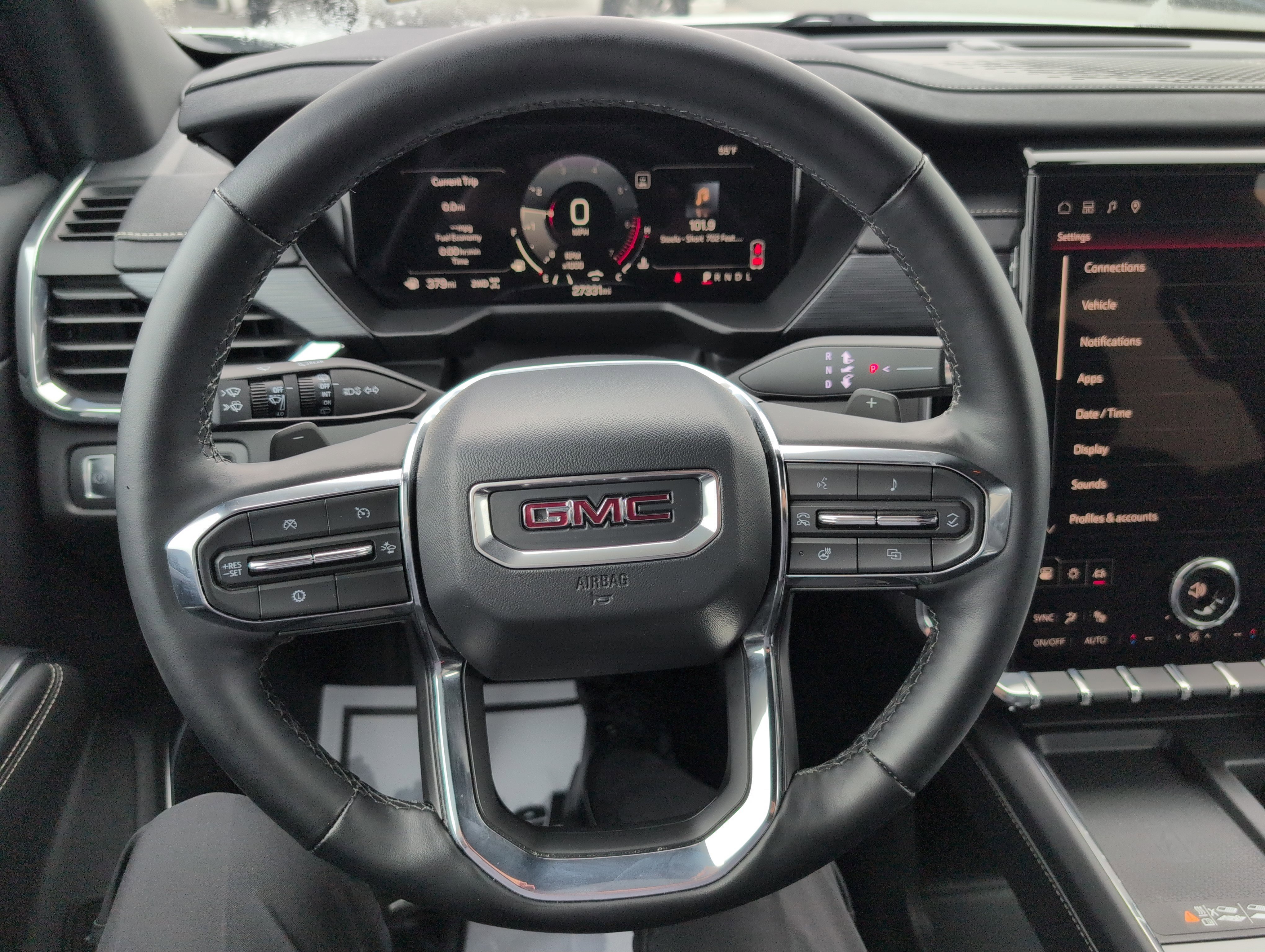 Used 2025 GMC Acadia Elevation image 21