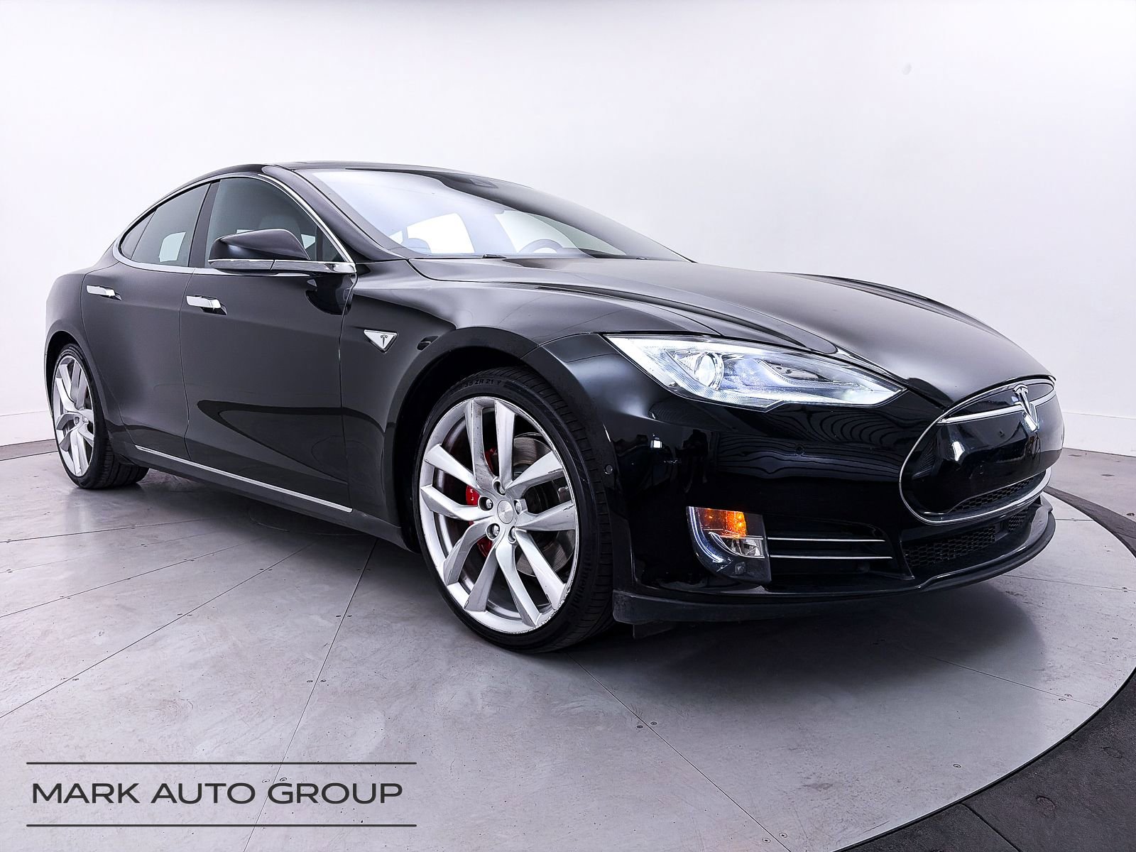 Used 2015 Tesla Model S 85D AWD/4WD image 1