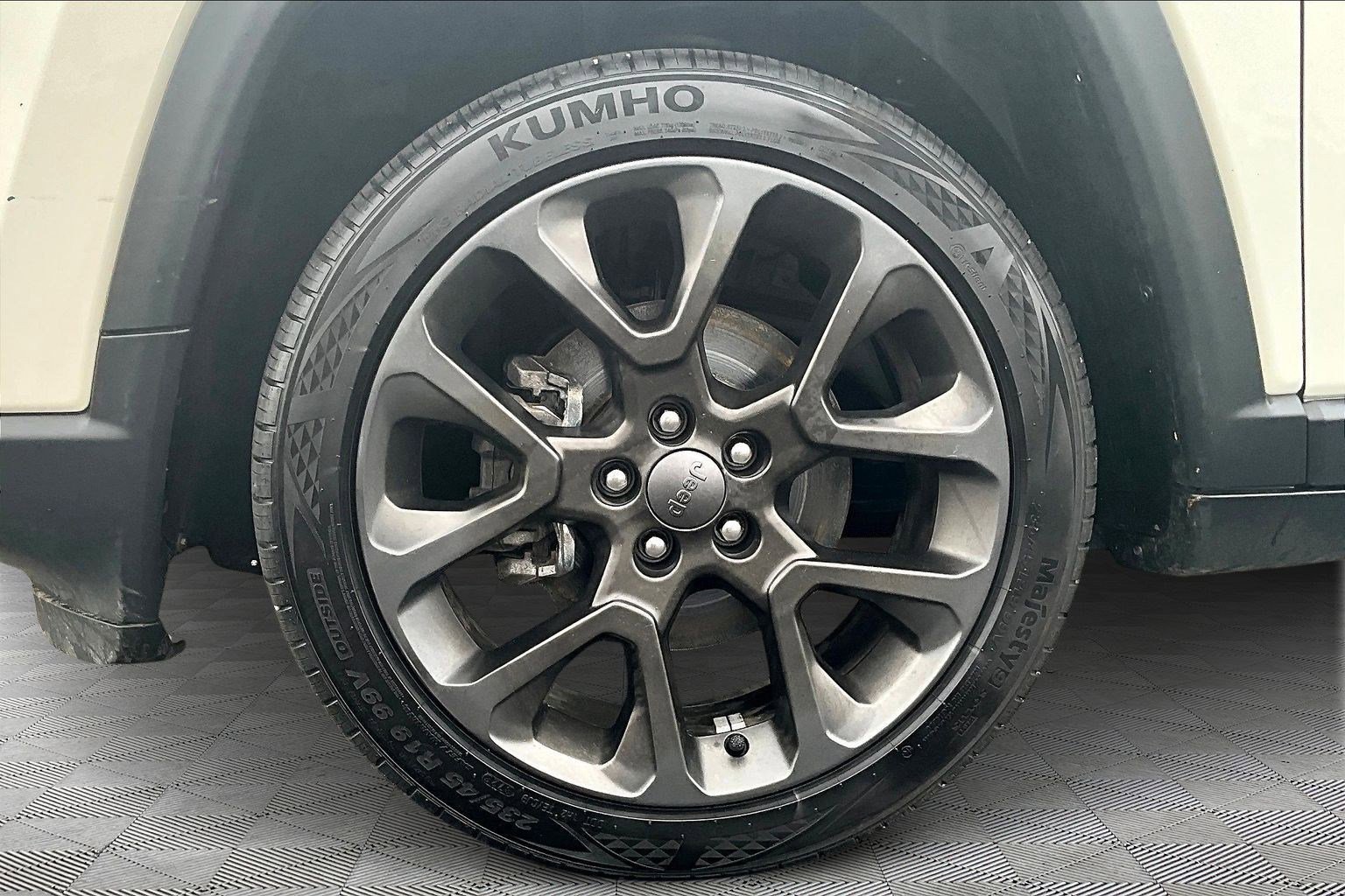 Used 2021 Jeep Compass Latitude w/ Sun and Sound Group image 34