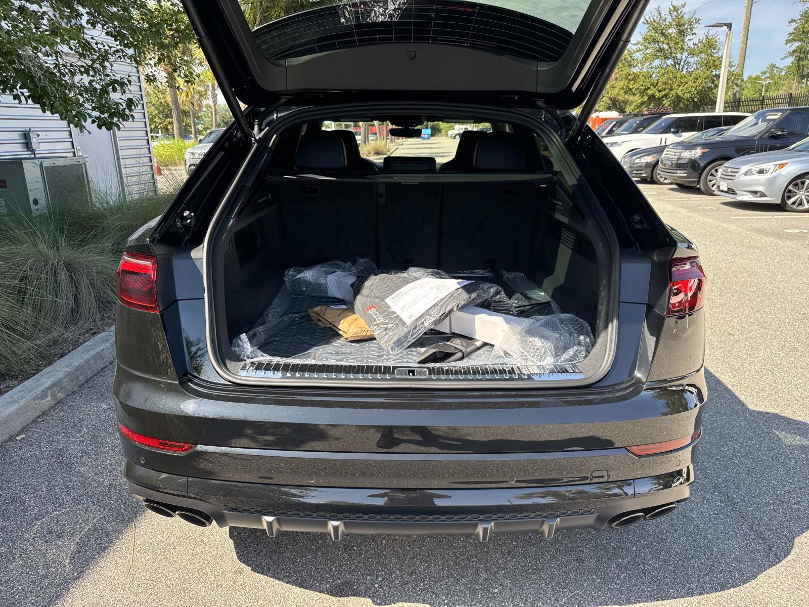 Used 2026 Audi SQ8 Prestige AWD/4WD image 11