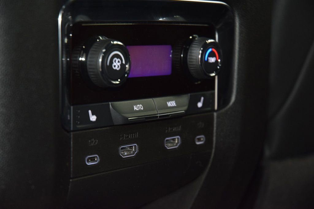 New 2026 Chevrolet Suburban High Country AWD/4WD image 43