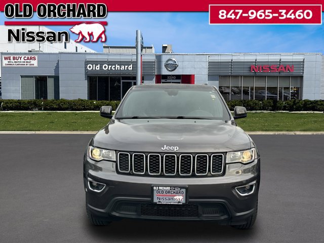 Used 2020 Jeep Grand Cherokee Laredo AWD/4WD image 2