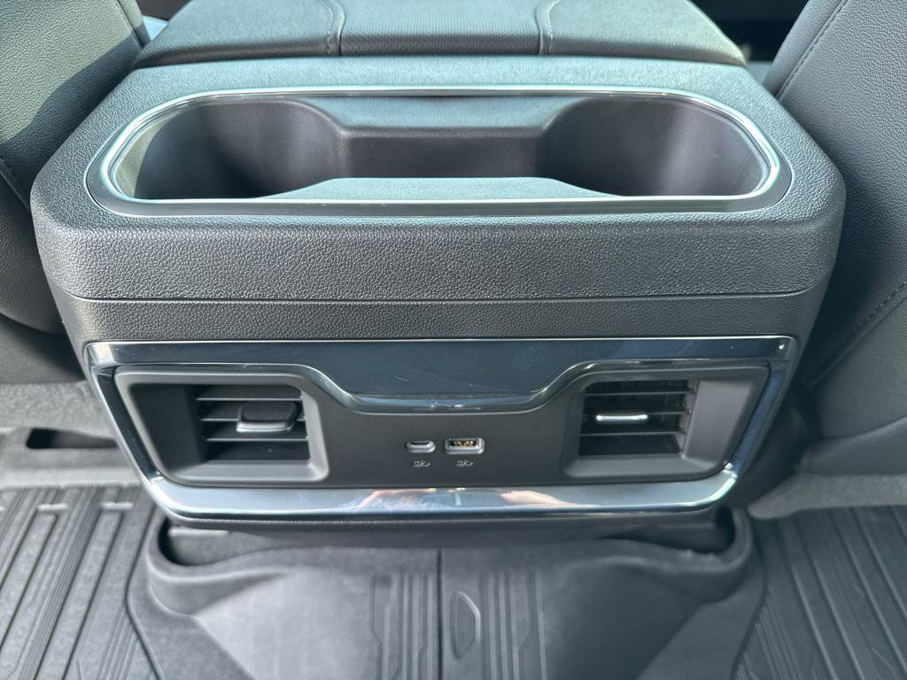 New 2026 GMC Sierra 1500 SLT w/ SLT Convenience Package image 16