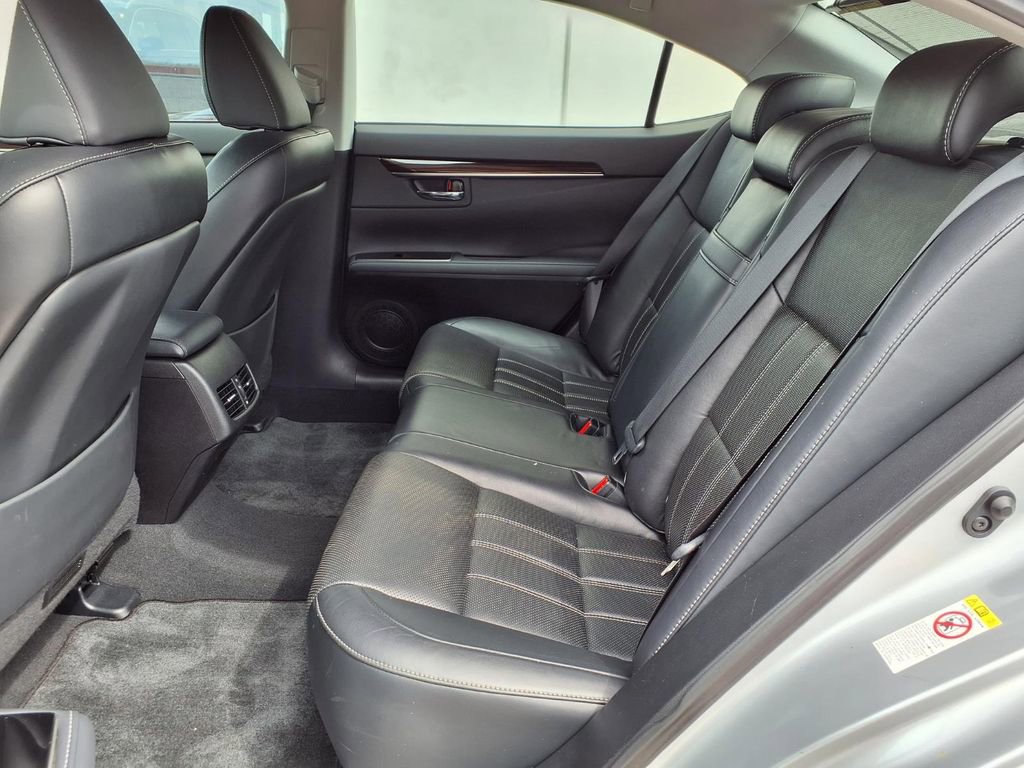 Used 2017 Lexus ES 350 w/ Luxury Package FWD image 8
