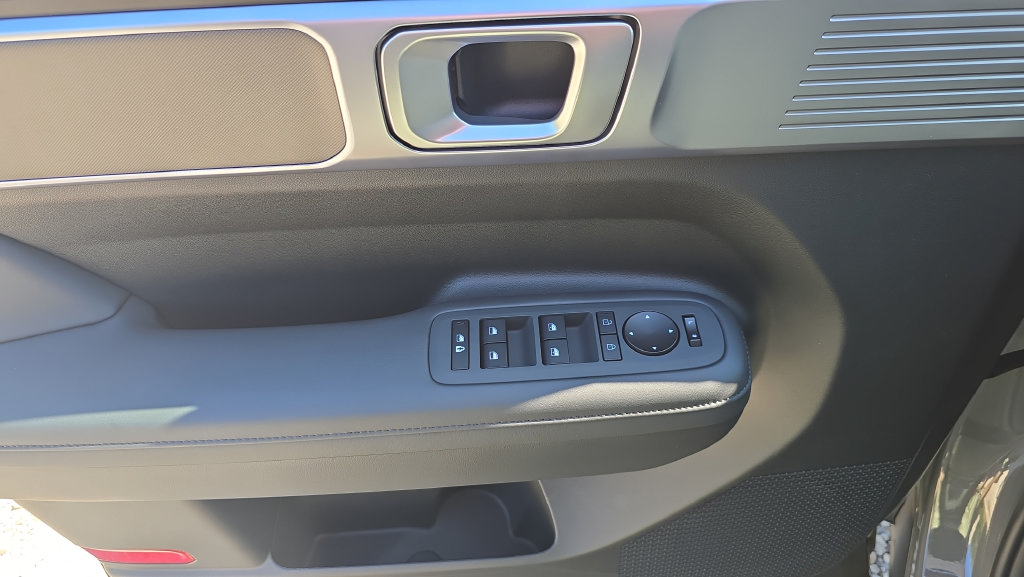 New 2027 Hyundai Santa Fe SEL AWD/4WD image 16