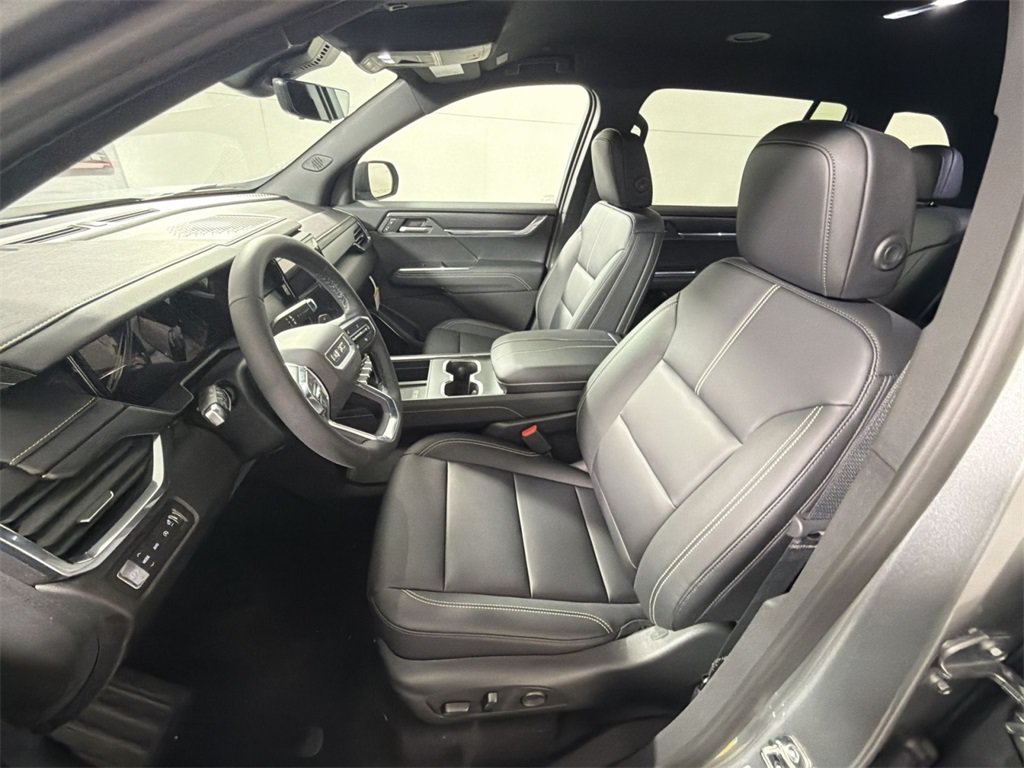 New 2026 GMC Acadia Elevation w/ Elevation Premium Package AWD/4WD image 13