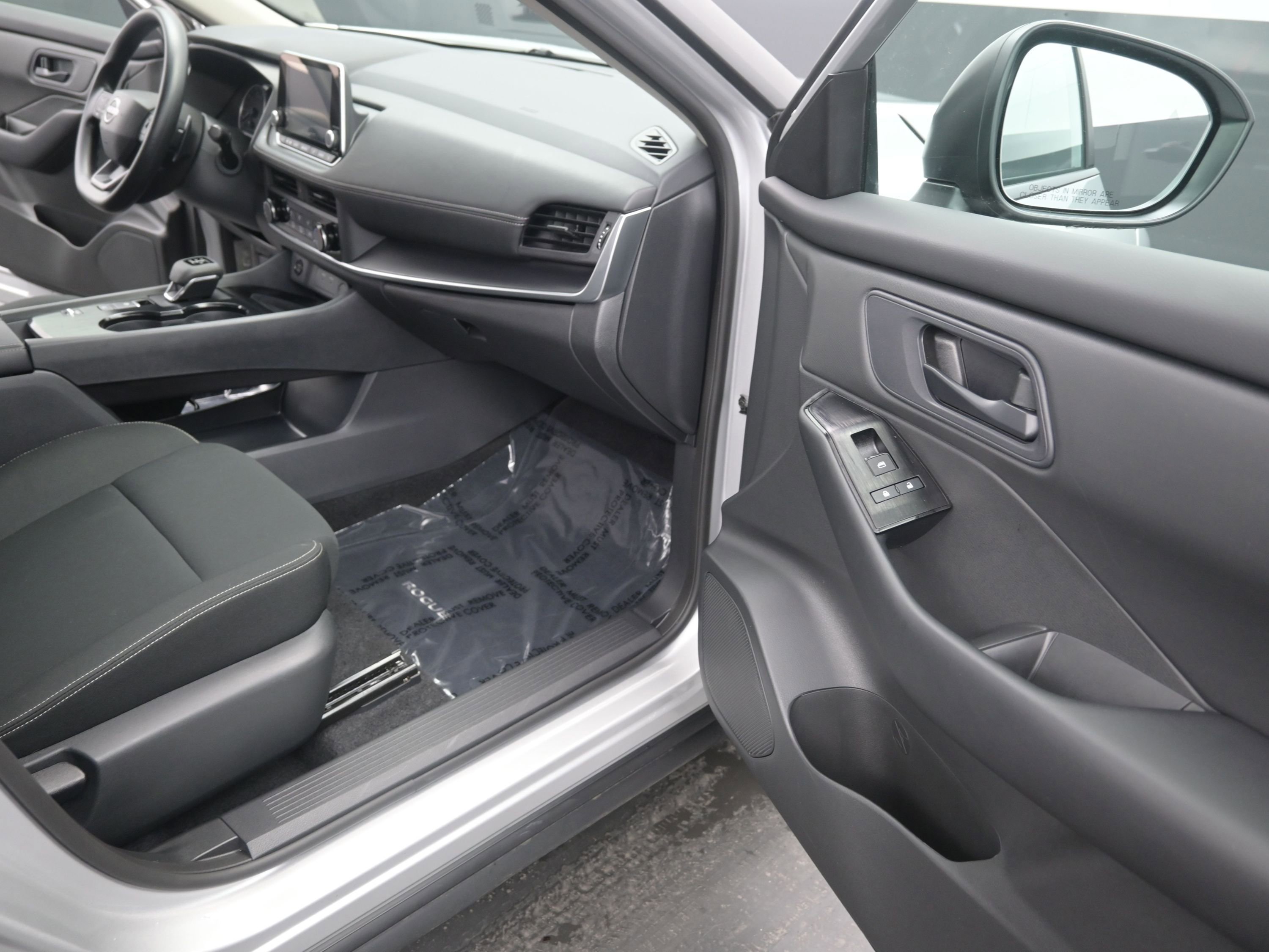 Certified 2025 Nissan Rogue S image 20