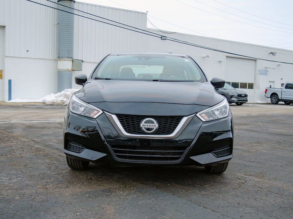 Used 2022 Nissan Versa SV image 10