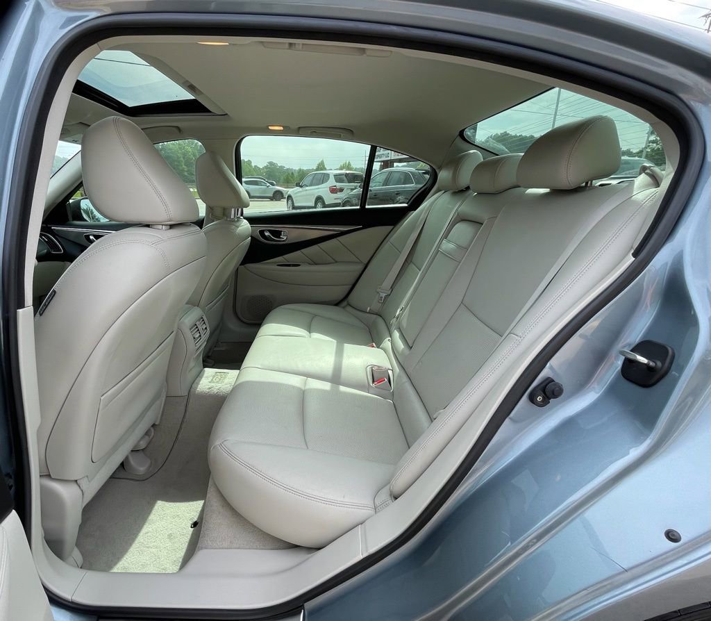 Used 2015 INFINITI Q50 Premium w/ Navigation Package RWD image 34