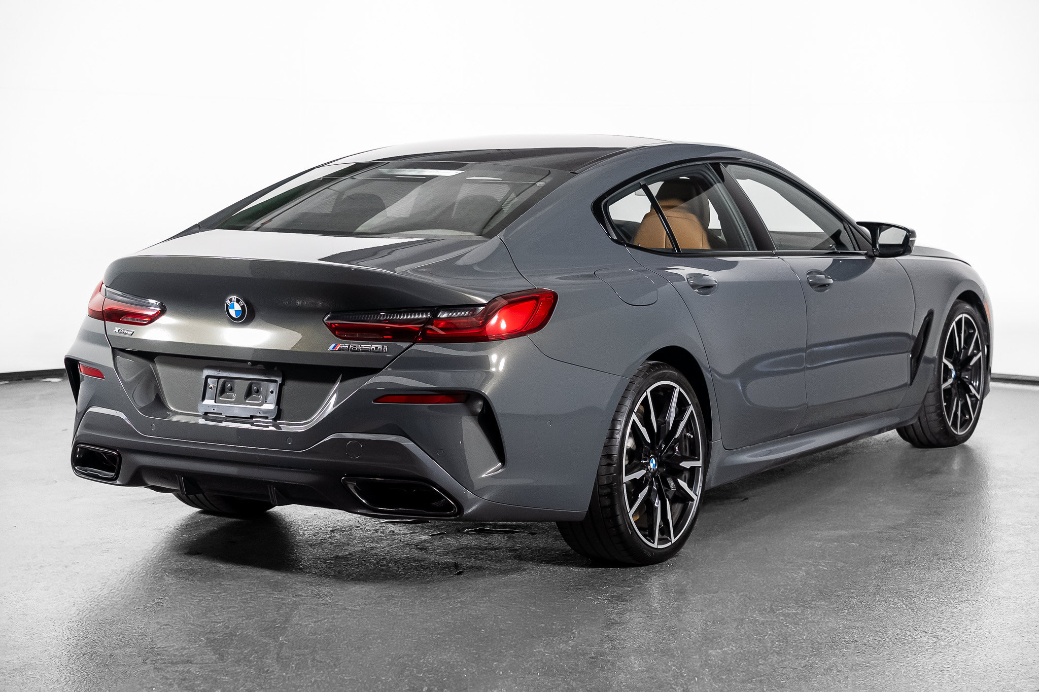 Used 2026 BMW M850i xDrive AWD/4WD image 31